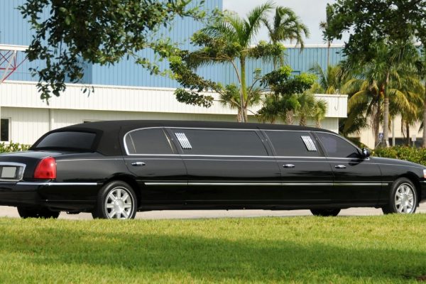 TRUSTED CAR SHIPPING SOLUTIONS FOR LUXURY AND EXOTIC CARS