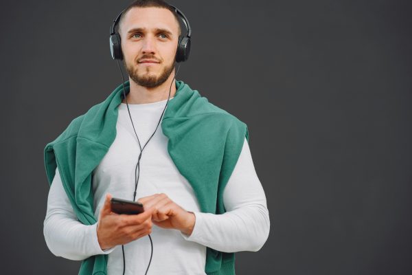 How to Use SoundCloud Downloader to Get Any Song Offline